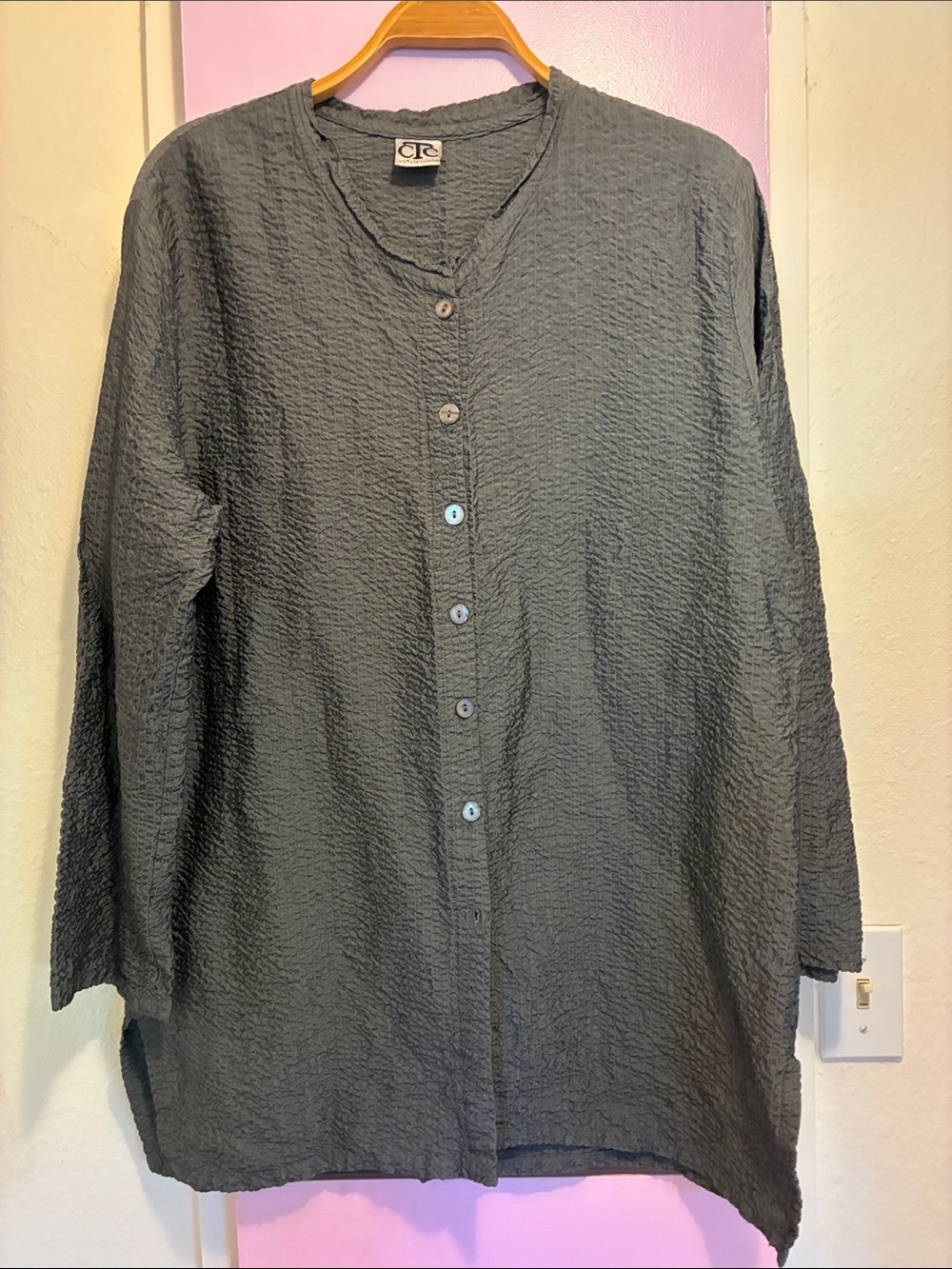 CTC California Charcoal Button-Front Textured Top